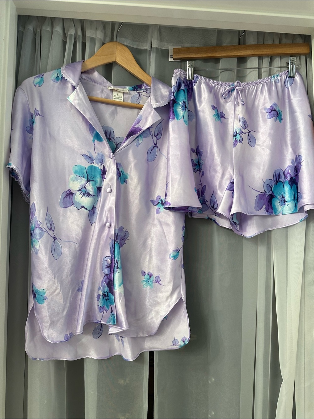 VTG Private Luxuries purple floral short set